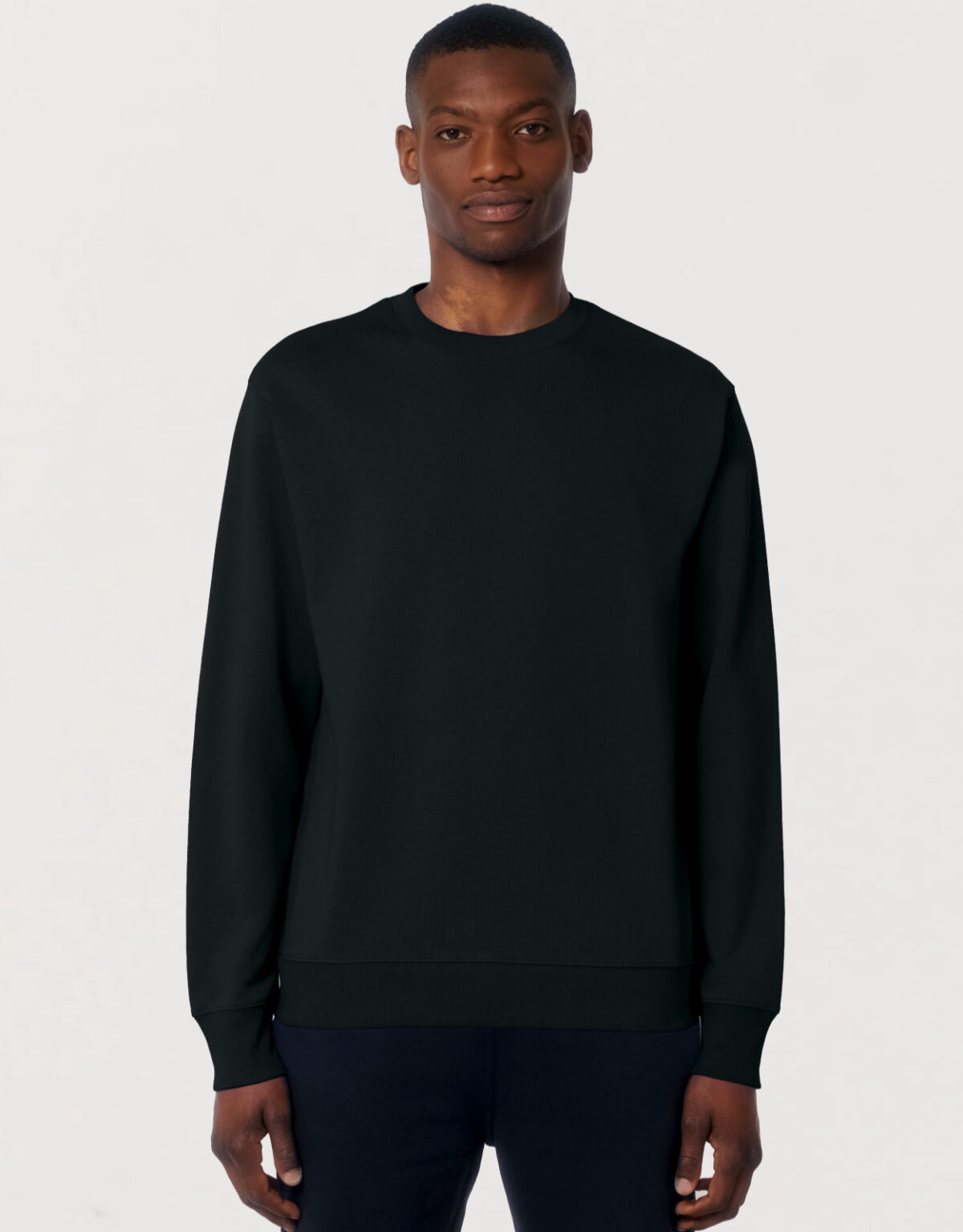 classic_sweatshirt_black