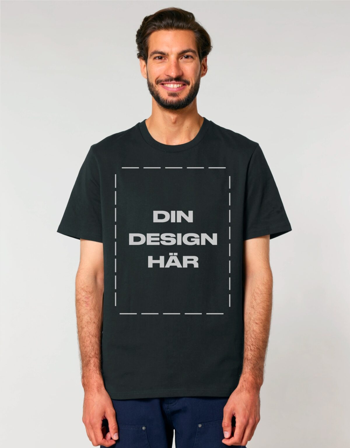 Modellbild svart tshirt med egen design